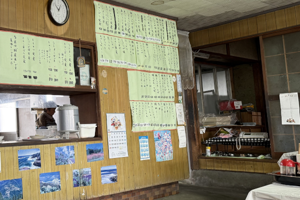 食堂/昭和レトロ/木の家/新越建設/鹿児島/工務店