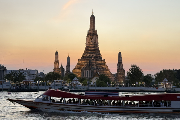 タイ/ワットアルン/新越建設