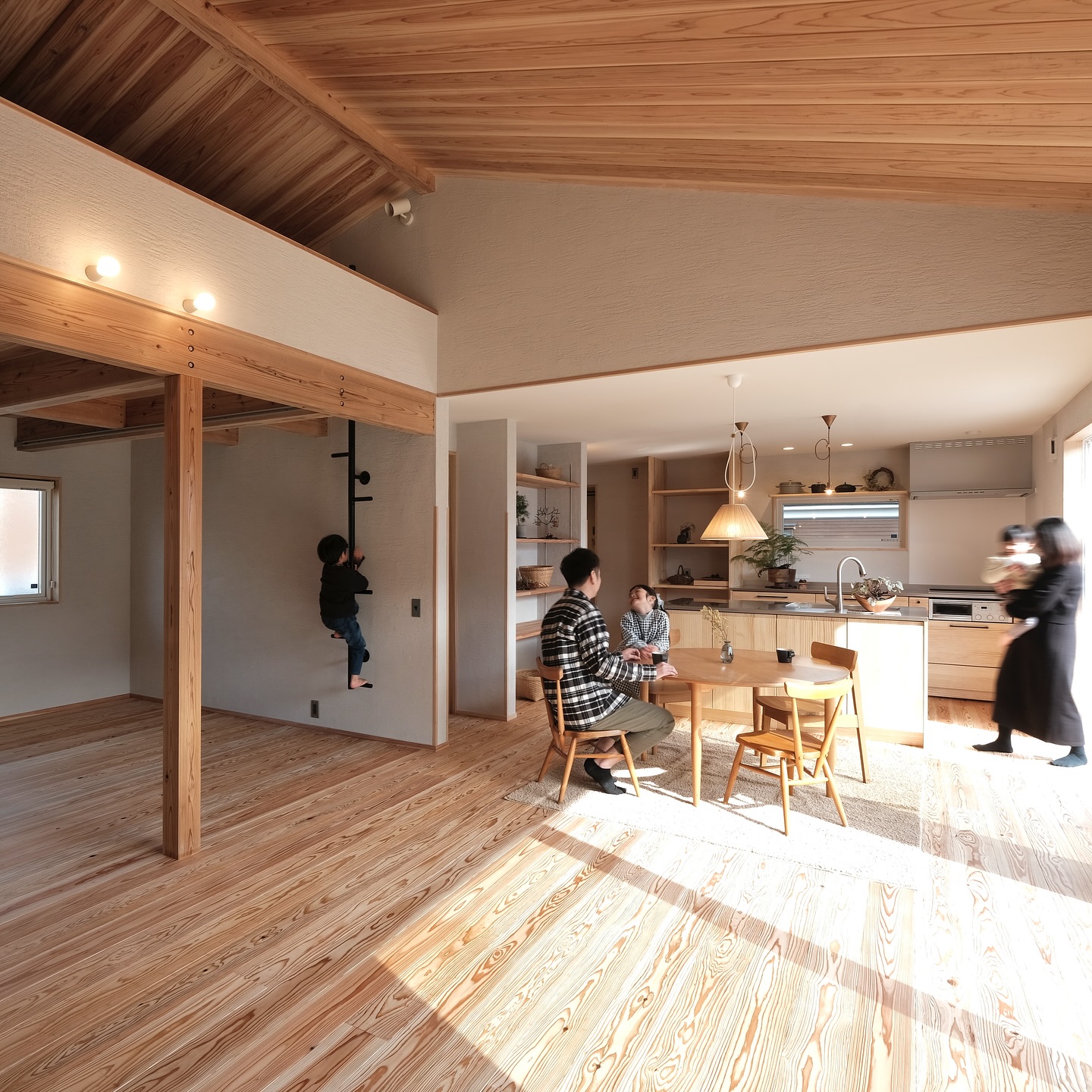 子ども部屋の間仕切りがなくのびのび育つ家